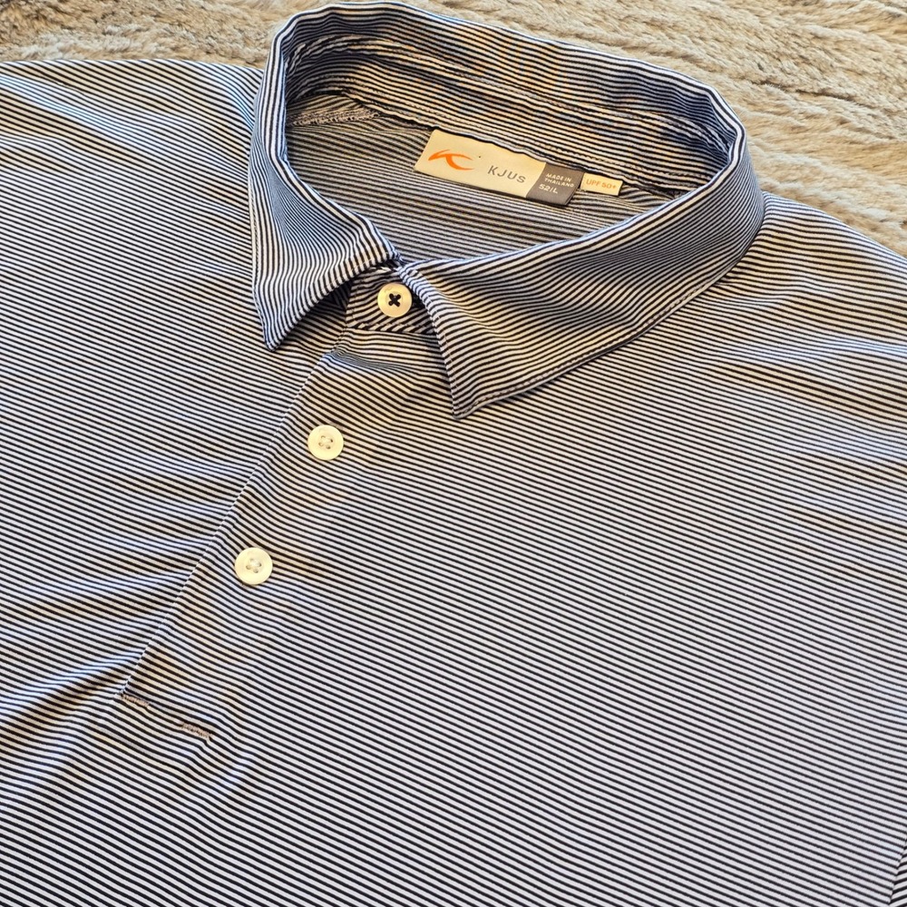 KJUS Men Soren Polo Shirt Size 52 L Navy Blue White Micro Stripe Golf UPF 50+